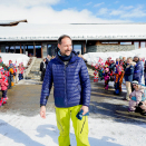 Tidligere på dagen besøkte Kronprins Haakon Hovden skigymnas. Foto: Lise Åserud, NTB
